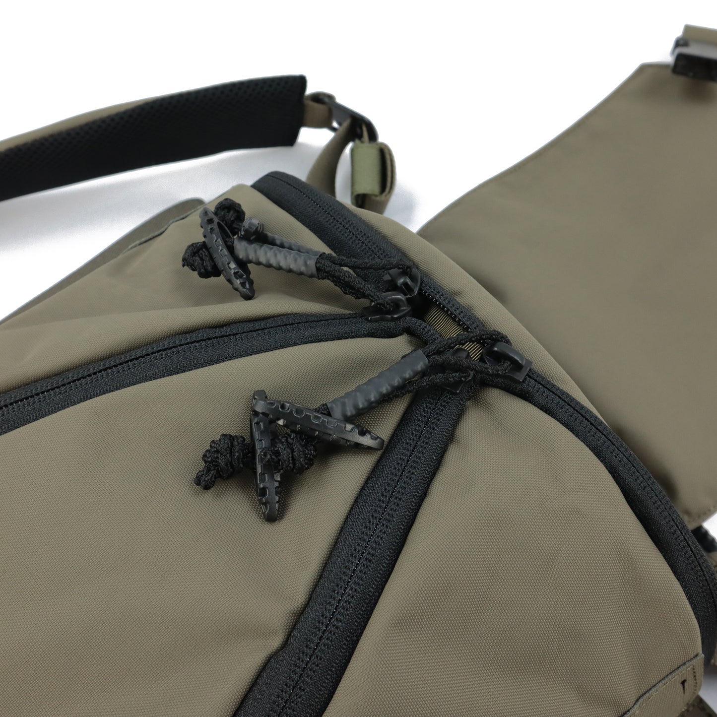 TWINFALCONS RT SCAVENGER BAG [TW-BG007]