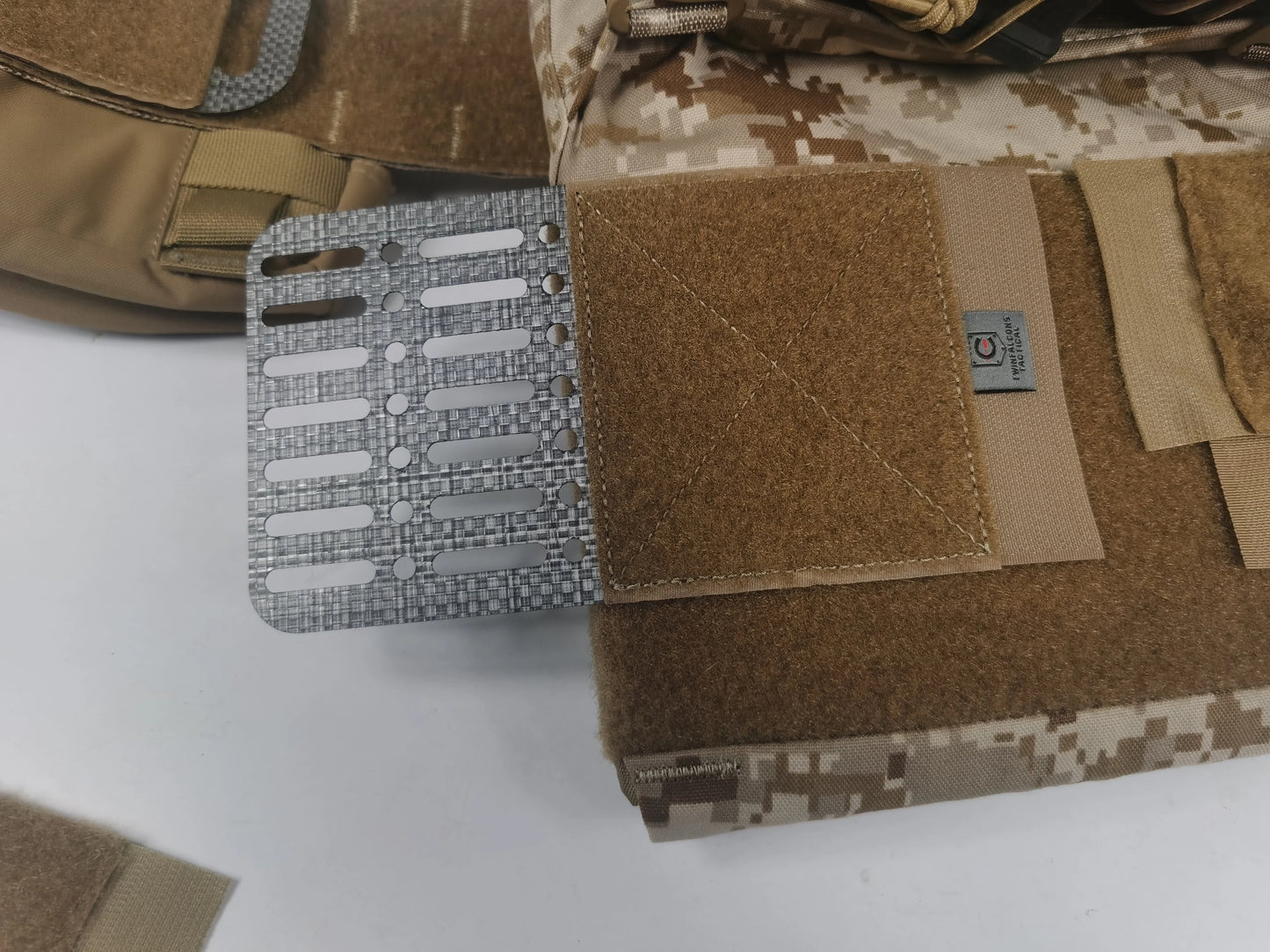 TWINFALCONS MOLLE WING[TW-L008]