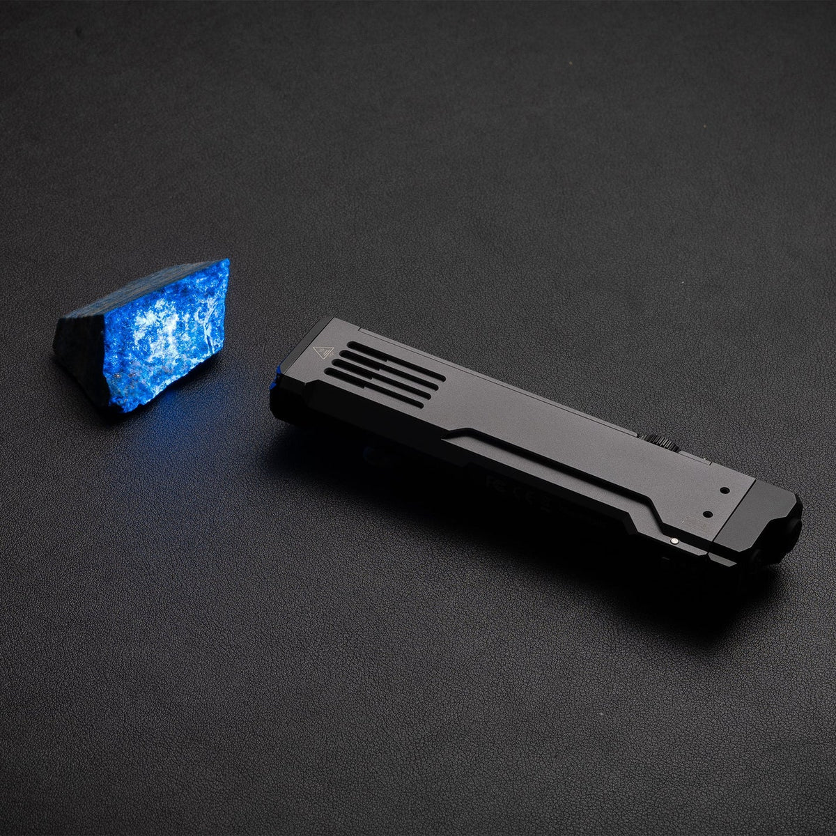 WUBEN X5 3-IN-1 1300 LUMENS COMPACT EDC FLASHLIGHT(CLASS 3R VERSION)[WB-X5]